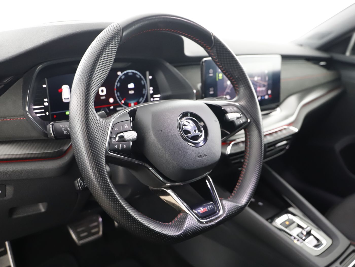 Skoda Octavia Combi RS iV DSG | Bild 13 von 23