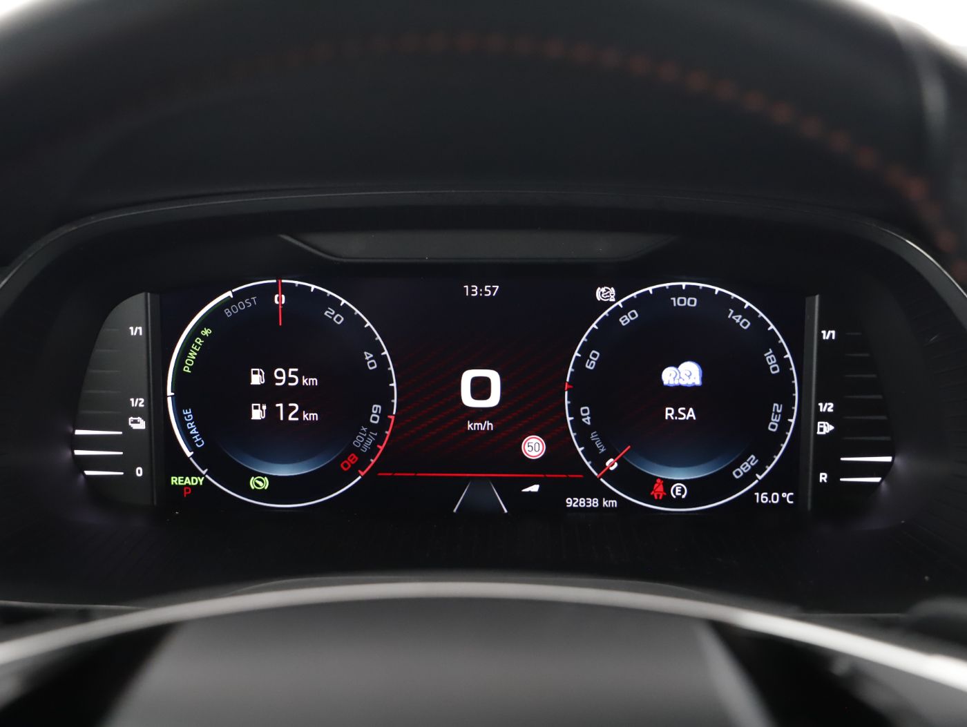 Skoda Octavia Combi RS iV DSG | Bild 14 von 23