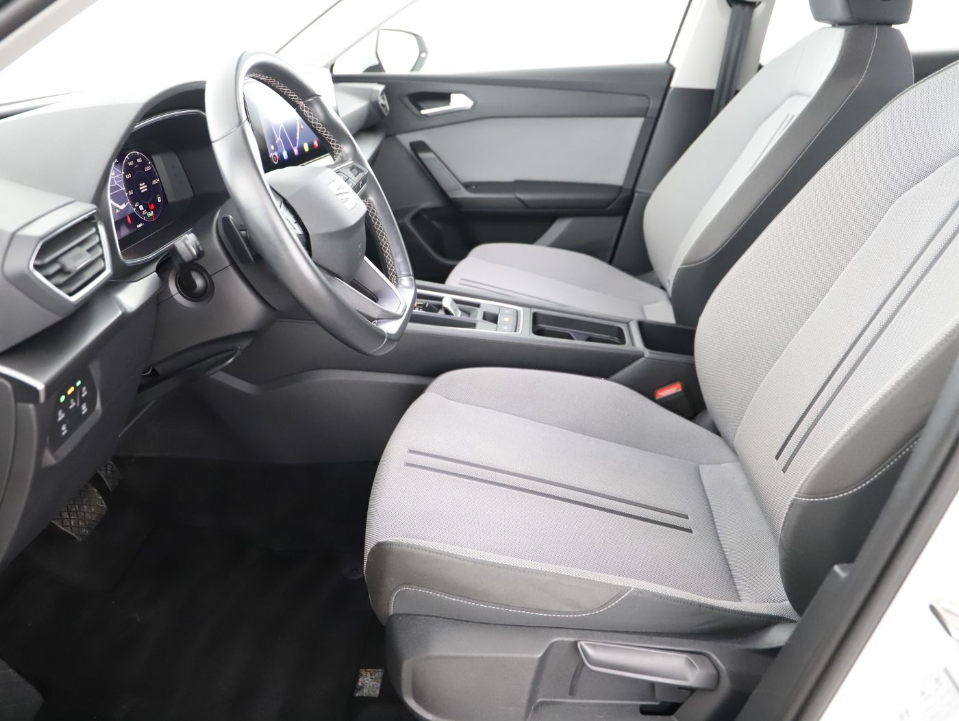 Seat Leon ST 2.0 TDI Style DSG | Bild 9 von 26
