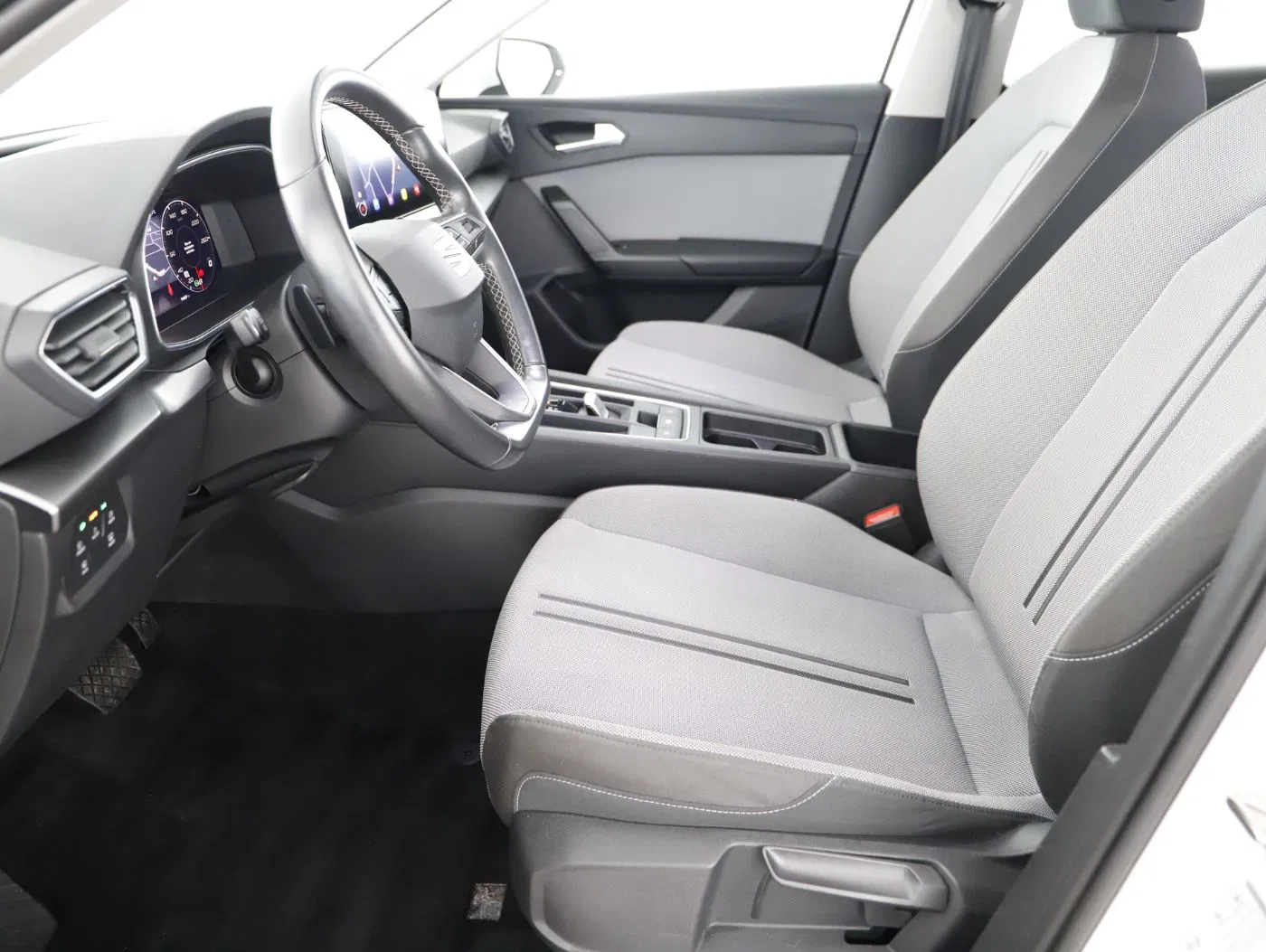 Seat Leon ST 2.0 TDI Style DSG | Bild 9 von 26