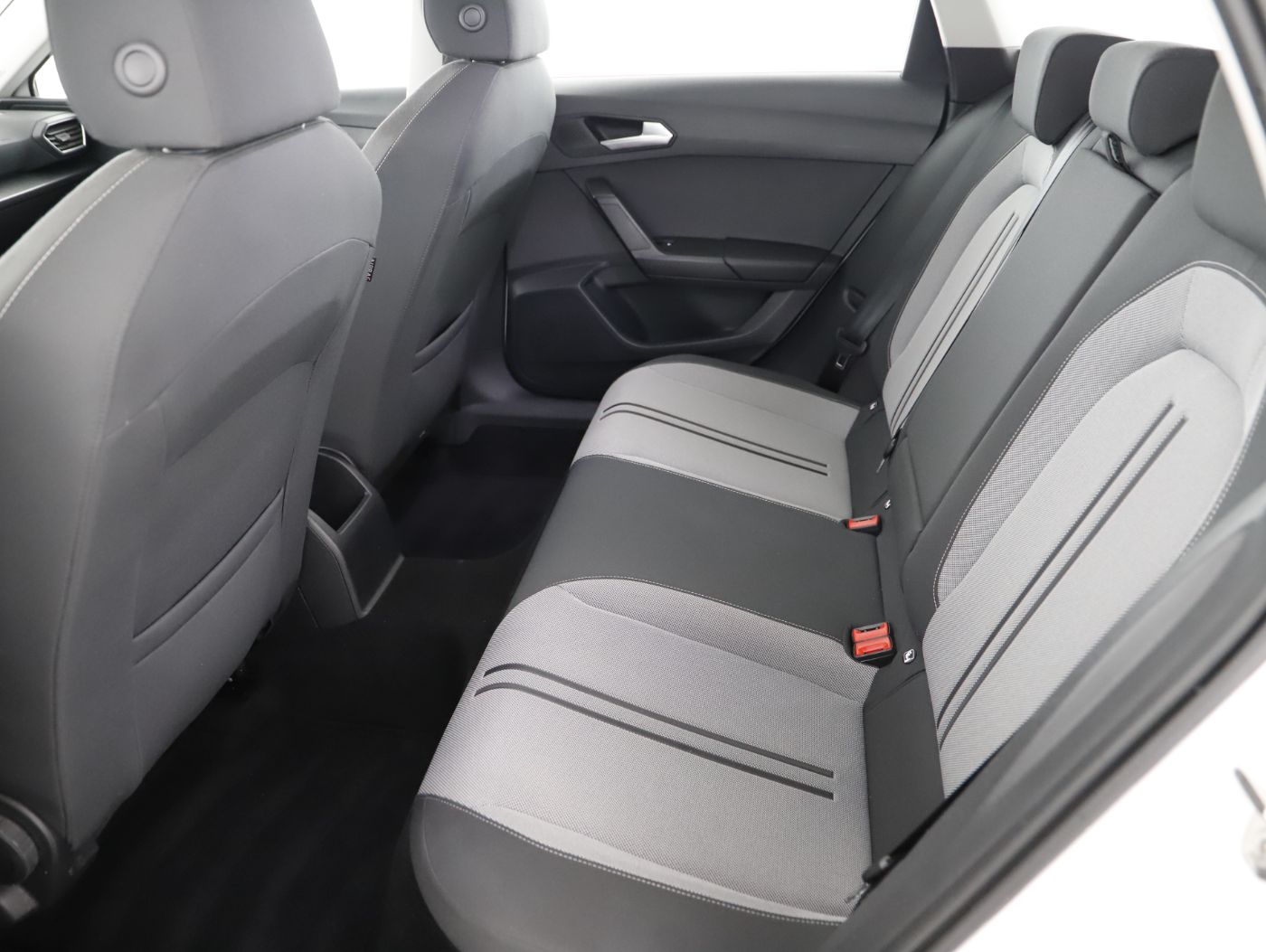 Seat Leon ST 2.0 TDI Style DSG | Bild 11 von 26