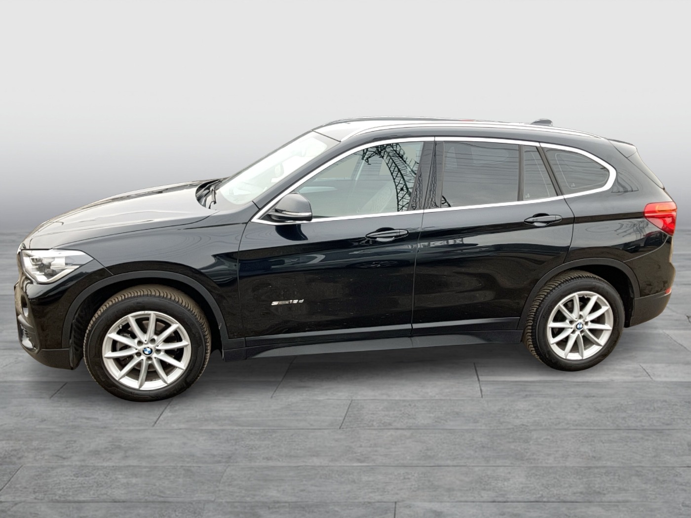 BMW X1 sDrive 18d Advantage | Bild 3 von 25