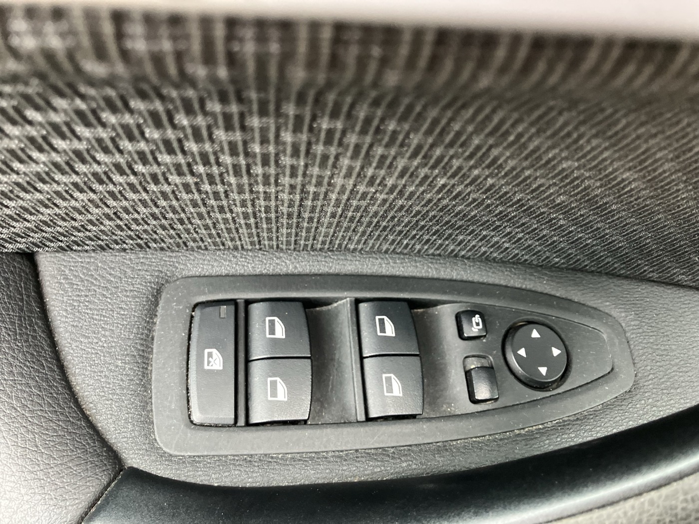 BMW X1 sDrive 18d Advantage | Bild 11 von 25