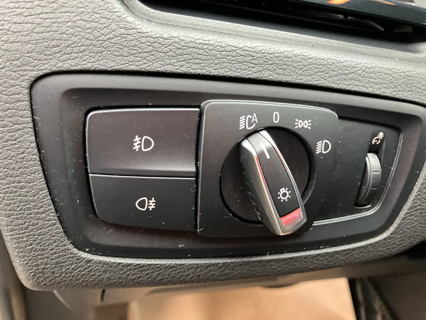 BMW X1 sDrive 18d Advantage | Bild 12 von 25