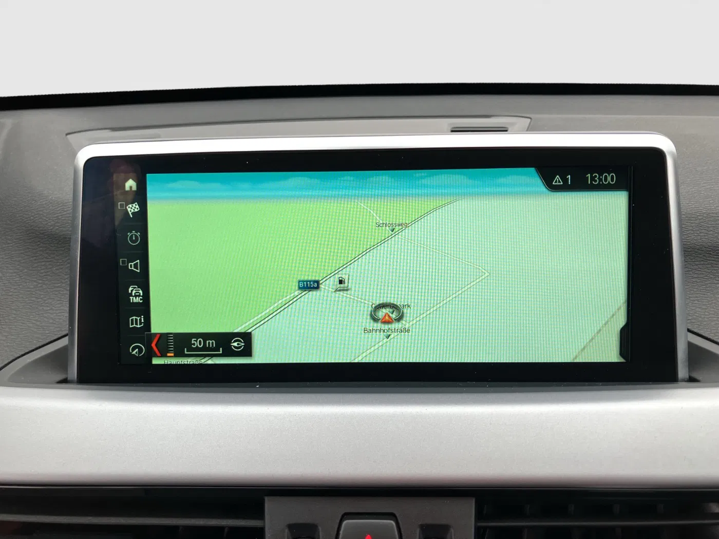 BMW X1 sDrive 18d Advantage | Bild 19 von 25