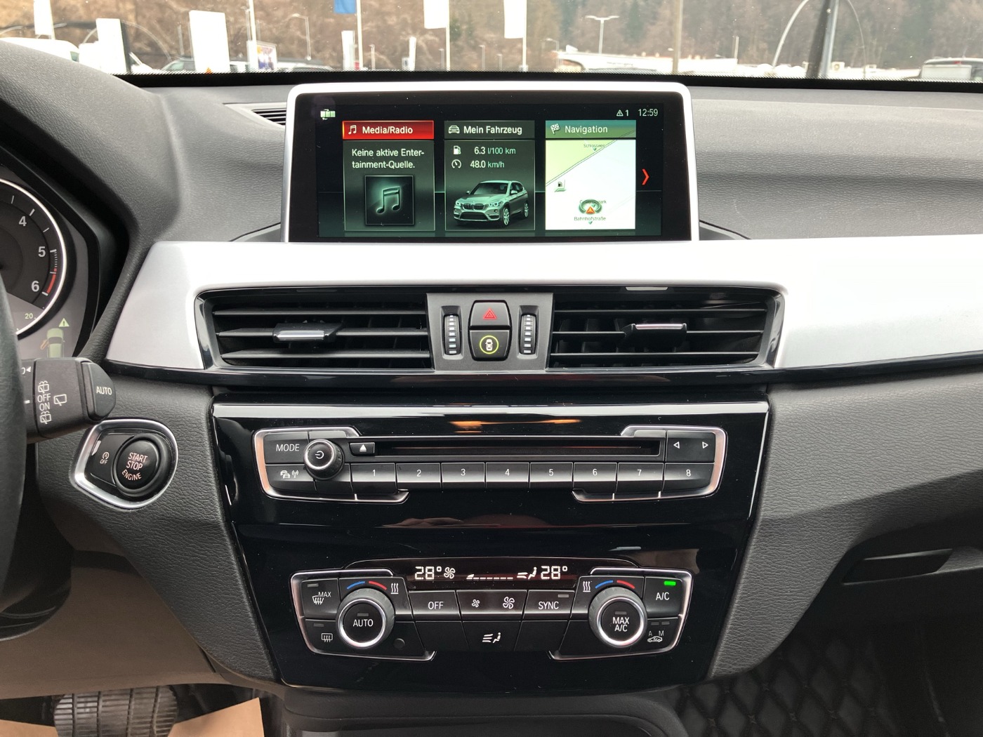 BMW X1 sDrive 18d Advantage | Bild 22 von 25