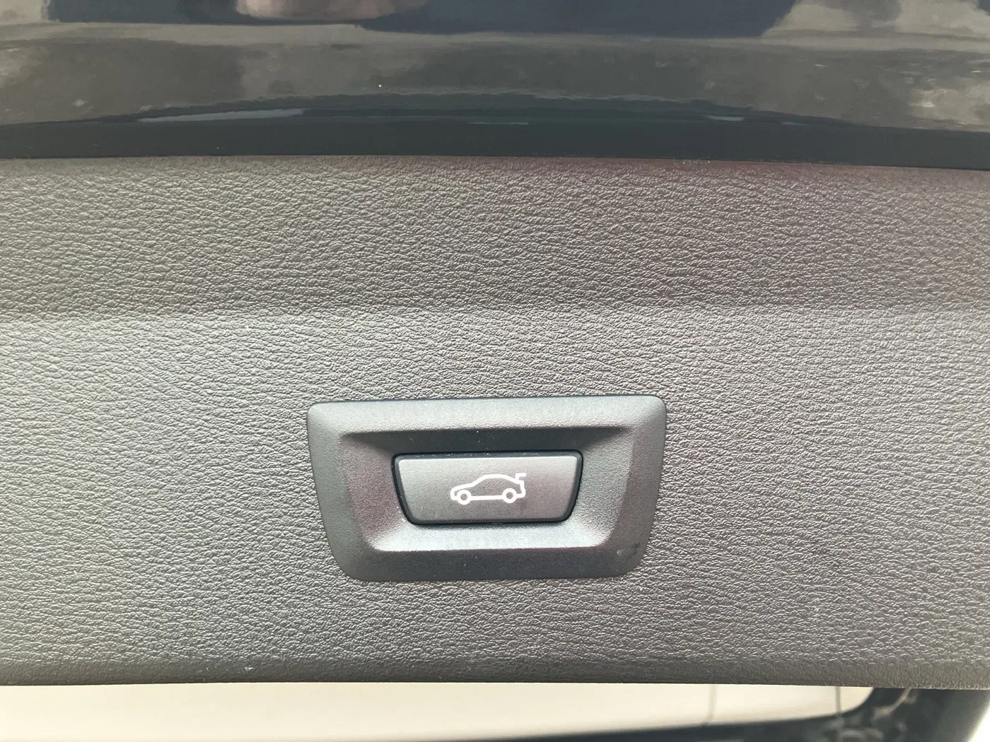 BMW X1 sDrive 18d Advantage | Bild 24 von 25