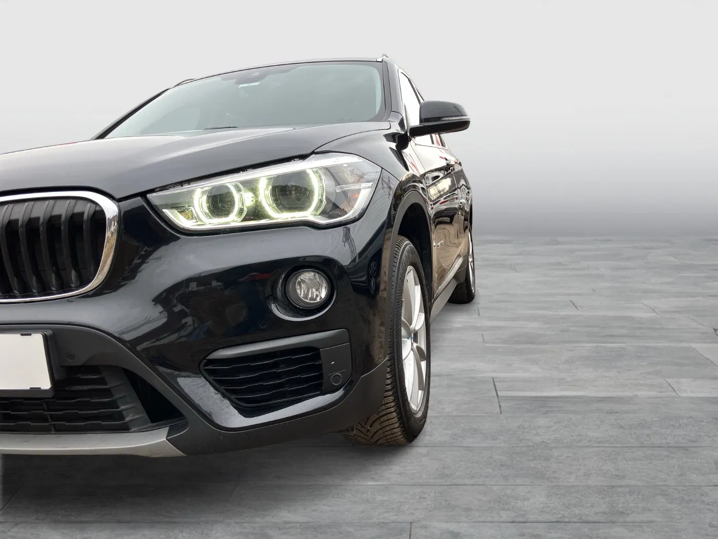 BMW X1 sDrive 18d Advantage | Bild 25 von 25