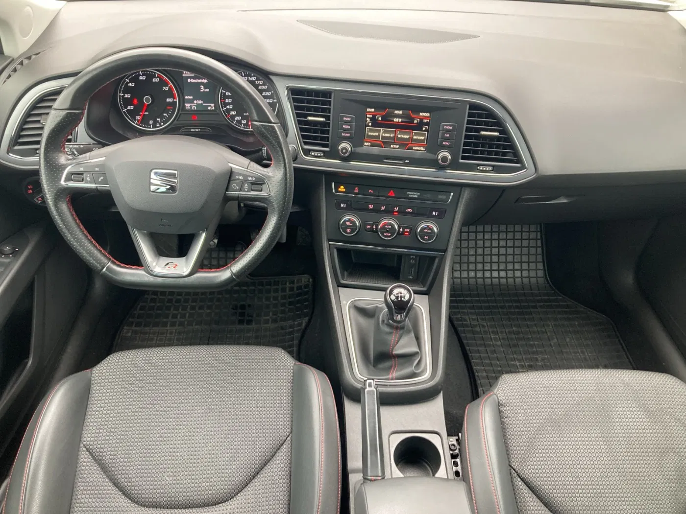 Seat Leon 1.4 TSI FR | Bild 11 von 16