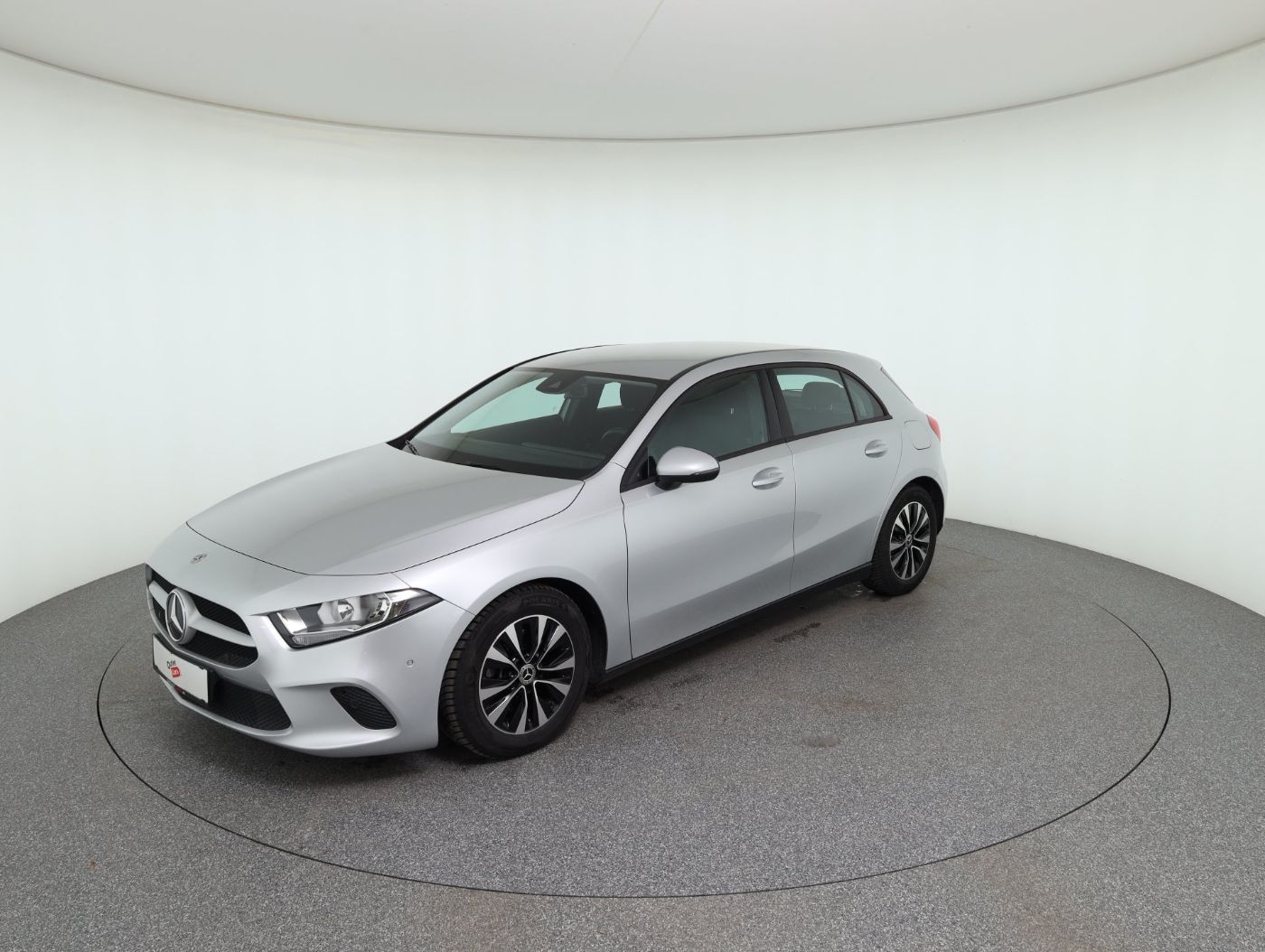 Mercedes-Benz A 180 d Aut. | Bild 2 von 25