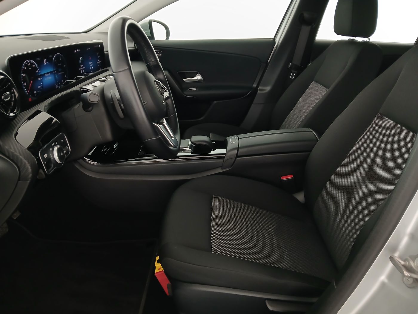 Mercedes-Benz A 180 d Aut. | Bild 14 von 25