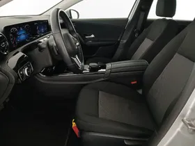 Mercedes-Benz A 180 d Aut. | Thumbnail 14 von 25