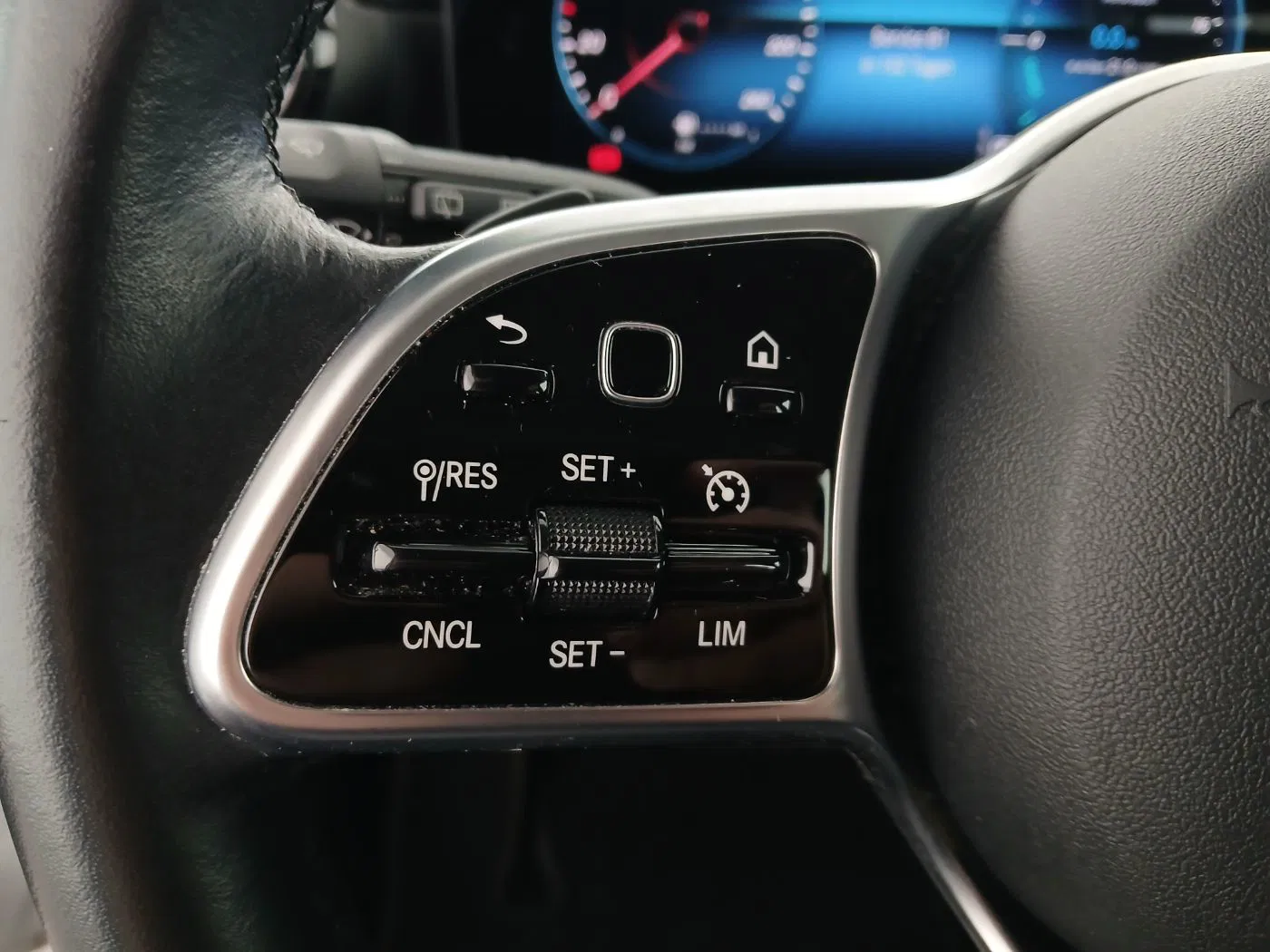 Mercedes-Benz A 180 d Aut. | Bild 17 von 25