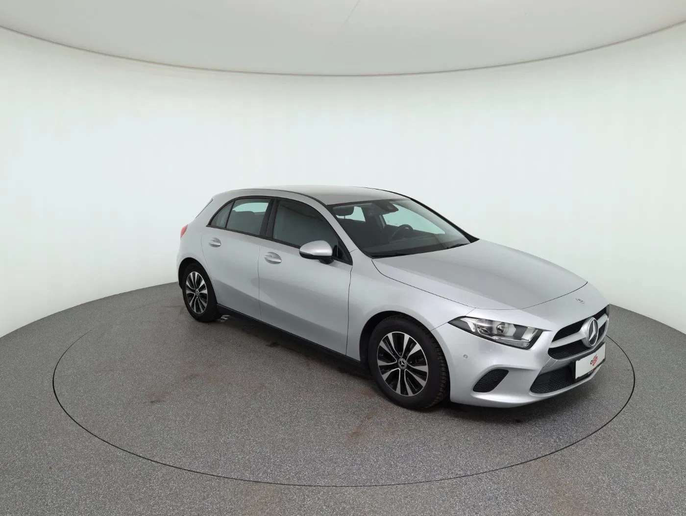 Mercedes-Benz A 180 d Aut. | Bild 4 von 25