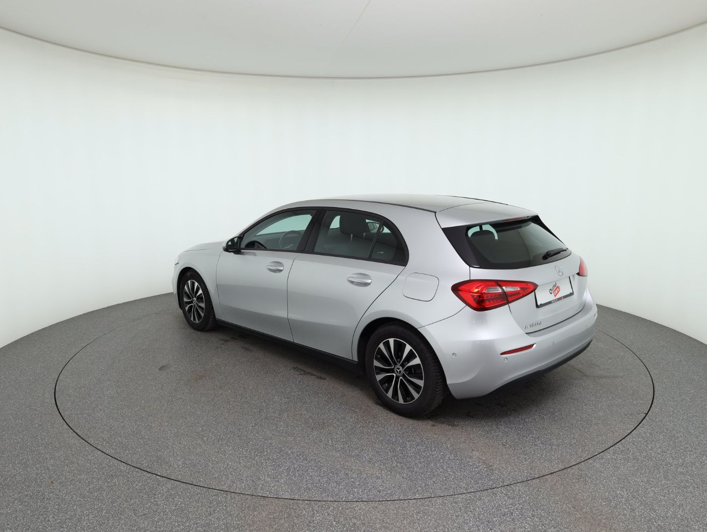 Mercedes-Benz A 180 d Aut. | Bild 8 von 25