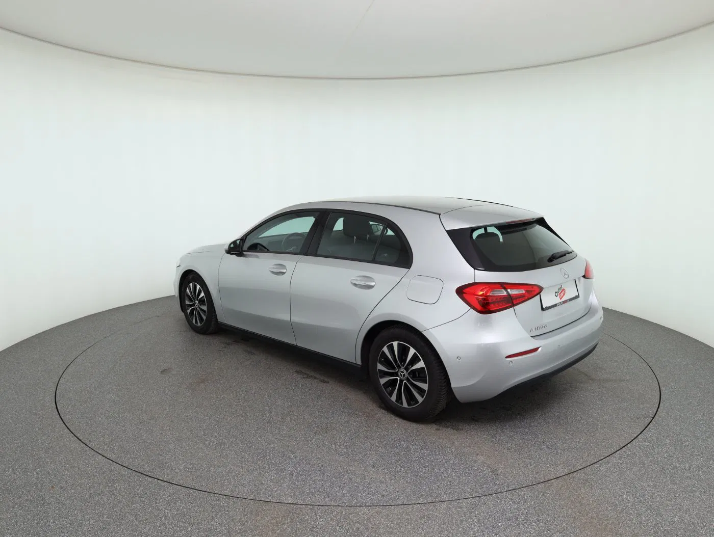 Mercedes-Benz A 180 d Aut. | Bild 8 von 25