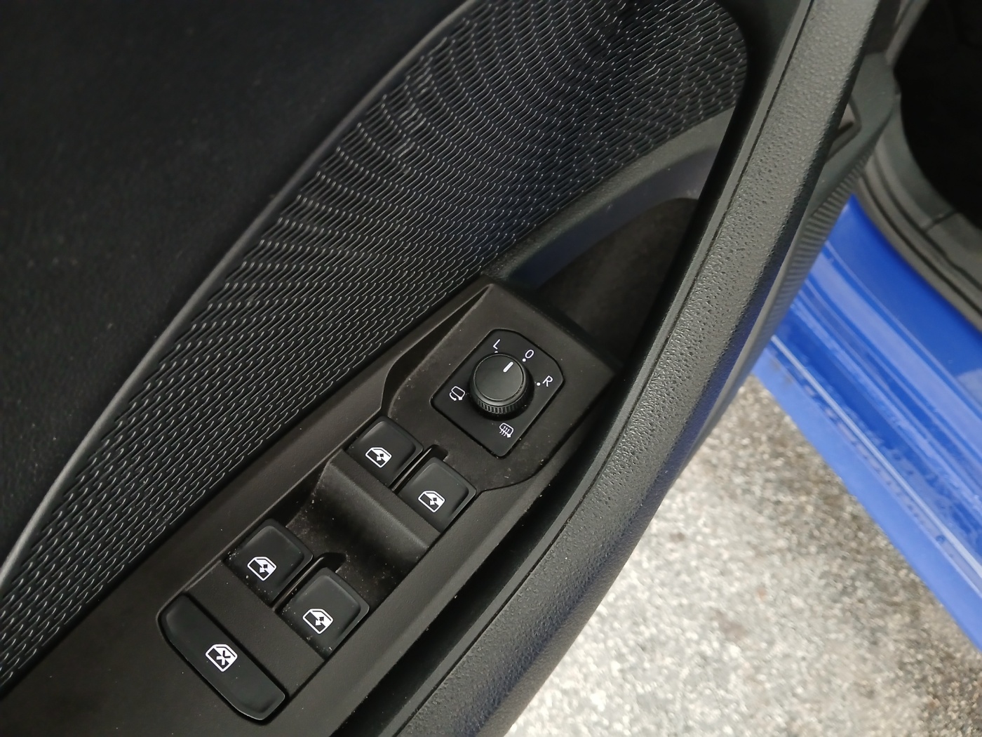 Skoda Octavia Combi 2.0 TDI Style | Bild 12 von 28