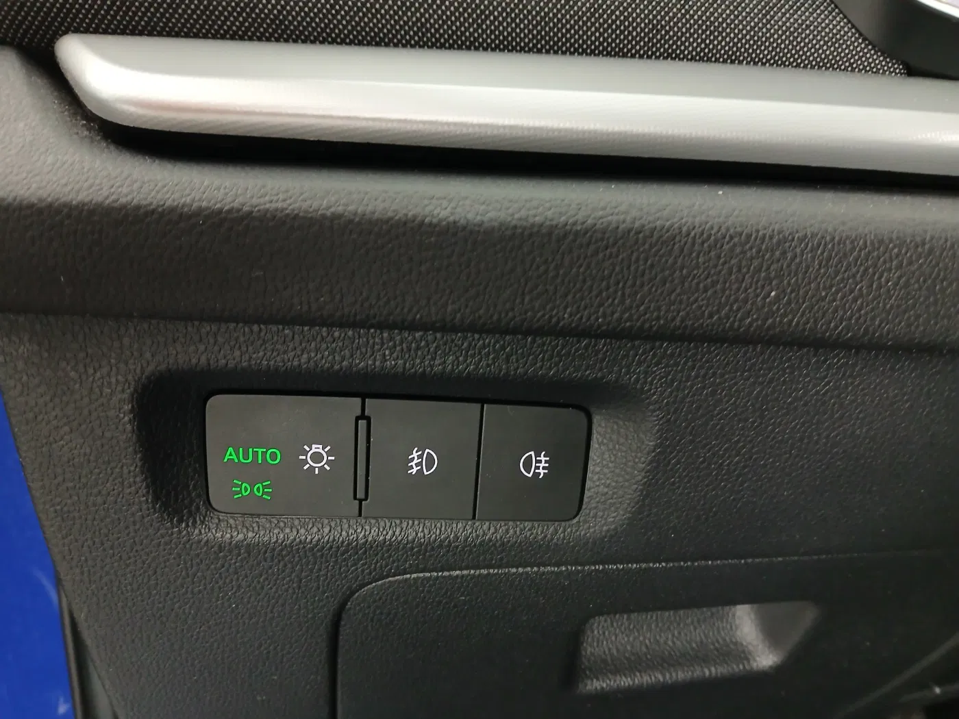 Skoda Octavia Combi 2.0 TDI Style | Bild 13 von 28