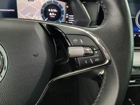 Skoda Octavia Combi 2.0 TDI Style | Thumbnail 18 von 28