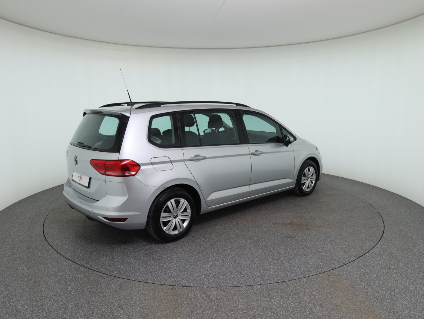 VW Touran 2.0 TDI BMT | Bild 6 von 26