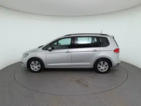 VW Touran 2.0 TDI BMT | Thumbnail 9 von 26