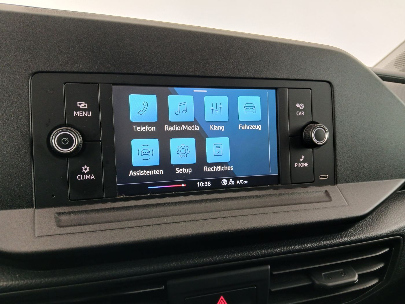 VW Caddy 2.0 TDI Cargo | Bild 16 von 22