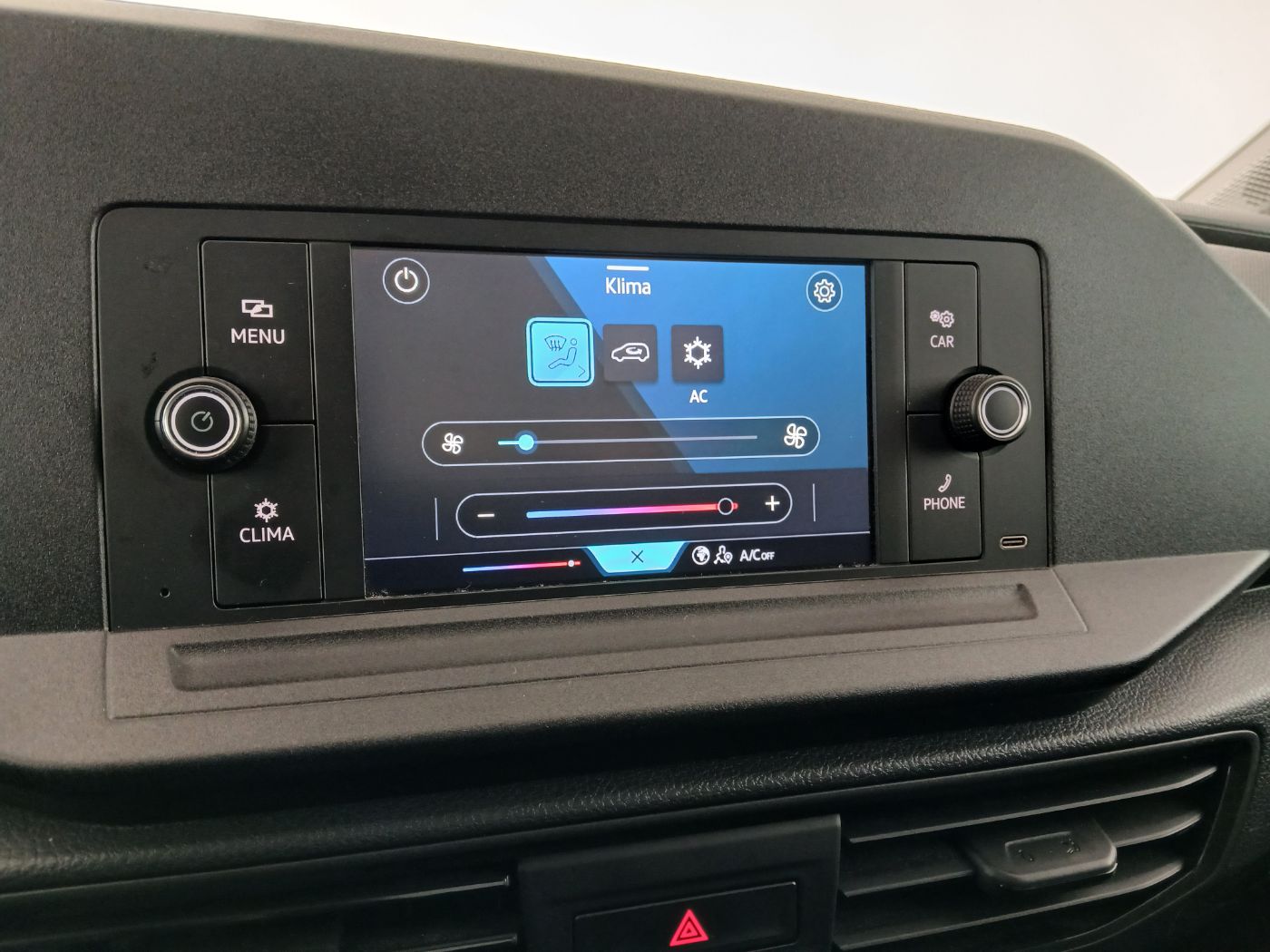 VW Caddy 2.0 TDI Cargo | Bild 19 von 22