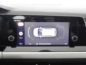 VW Golf VIII Var. 2.0 TDI DSG Life | Thumbnail 18 von 23