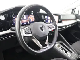 VW Golf VIII Variant 2.0 TDI Life | Thumbnail 17 von 26