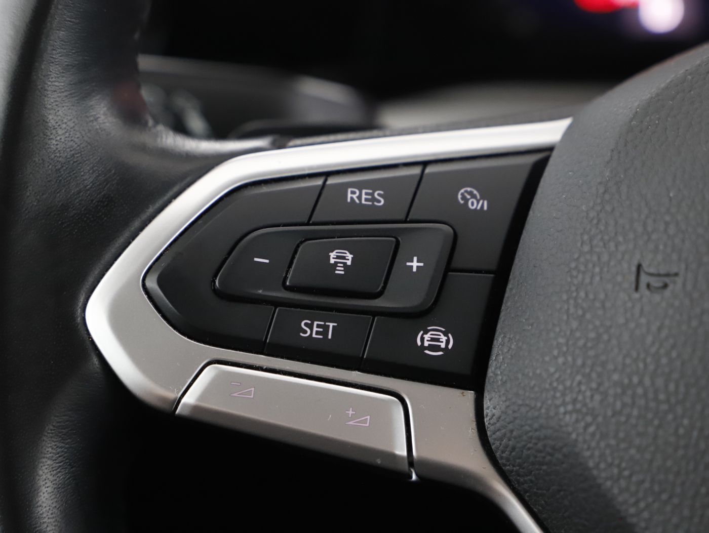 VW Golf VIII Variant 2.0 TDI Life | Bild 18 von 26