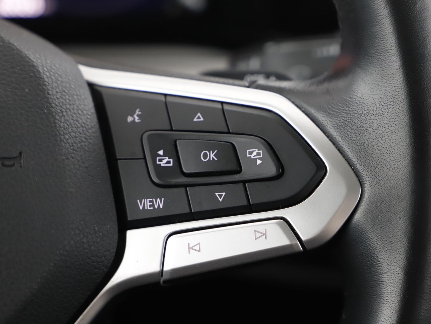 VW Golf VIII Variant 2.0 TDI Life | Bild 19 von 26