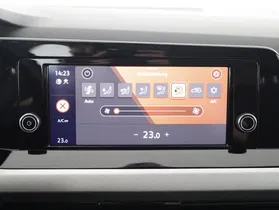 VW Golf VIII Variant 2.0 TDI Life | Thumbnail 23 von 26