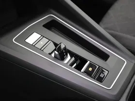 VW Golf VIII Variant 2.0 TDI Life | Thumbnail 24 von 26