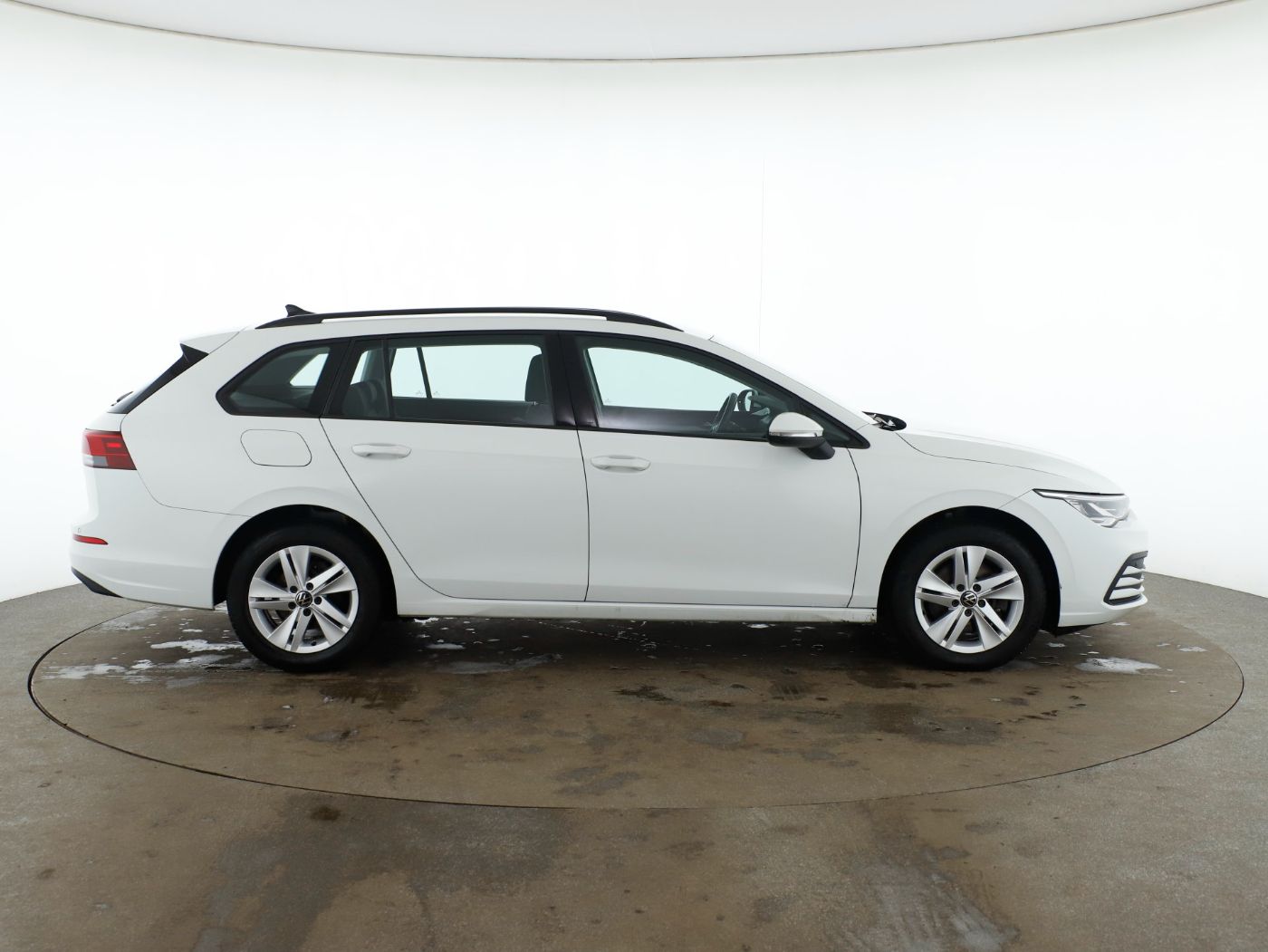 VW Golf VIII Variant 2.0 TDI Life | Bild 5 von 26