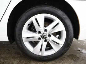 VW Golf VIII Variant 2.0 TDI Life | Thumbnail 10 von 26