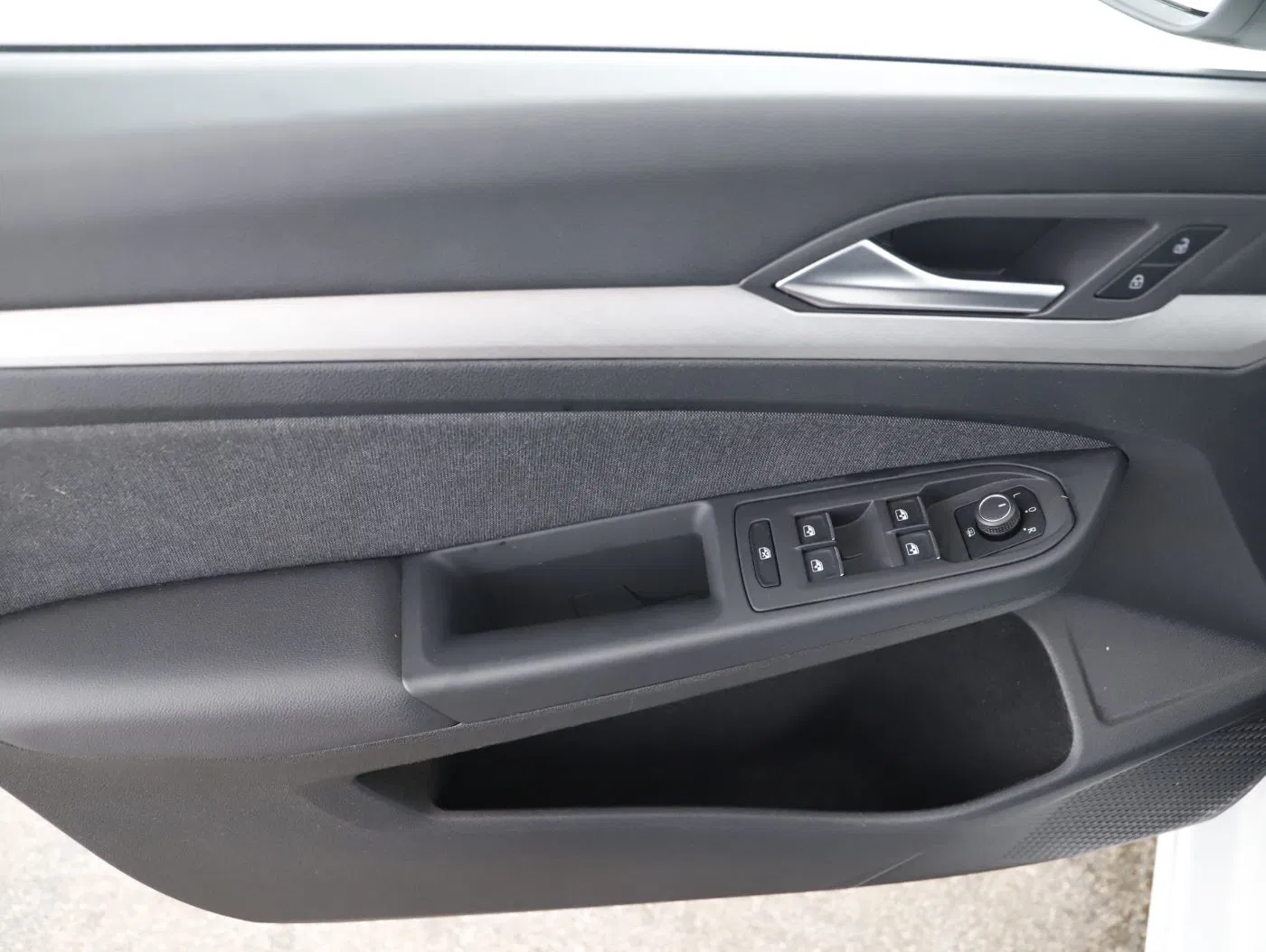 VW Golf VIII Variant 2.0 TDI Life | Bild 11 von 26