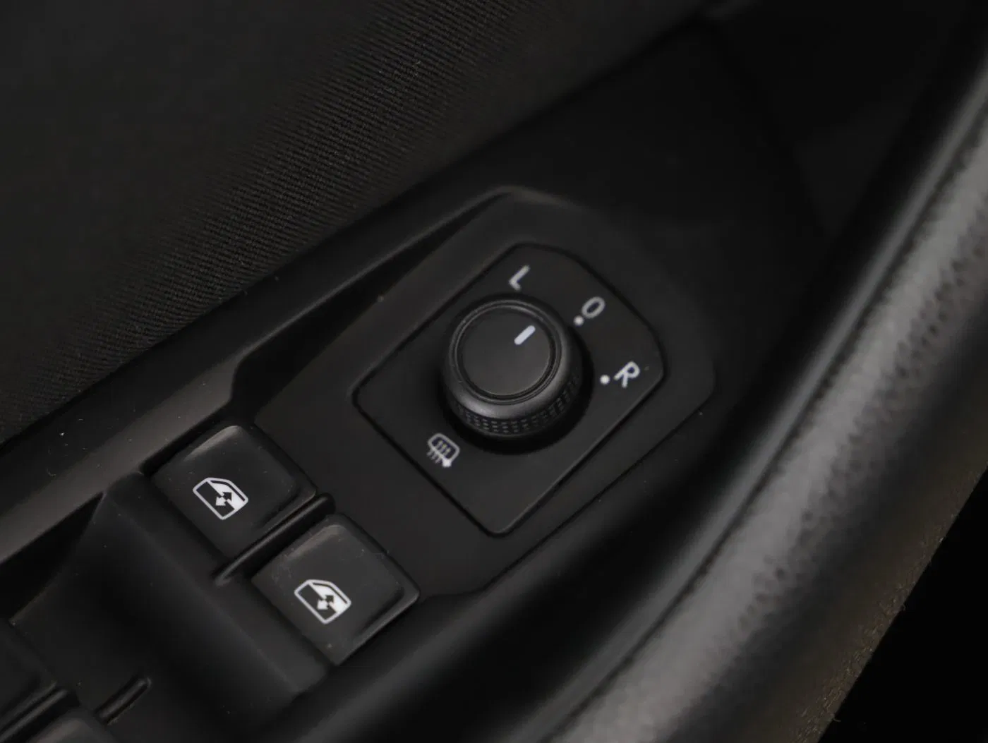 VW Passat Variant 2.0 TDI DSG | Bild 12 von 27