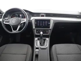 VW Passat Variant 2.0 TDI DSG | Thumbnail 15 von 27
