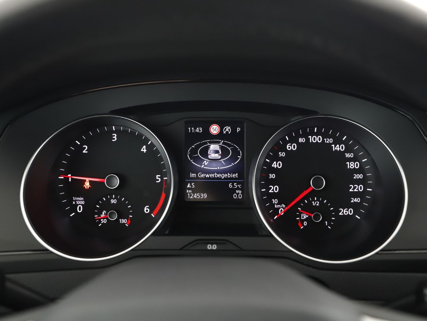 VW Passat Variant 2.0 TDI DSG | Bild 17 von 27