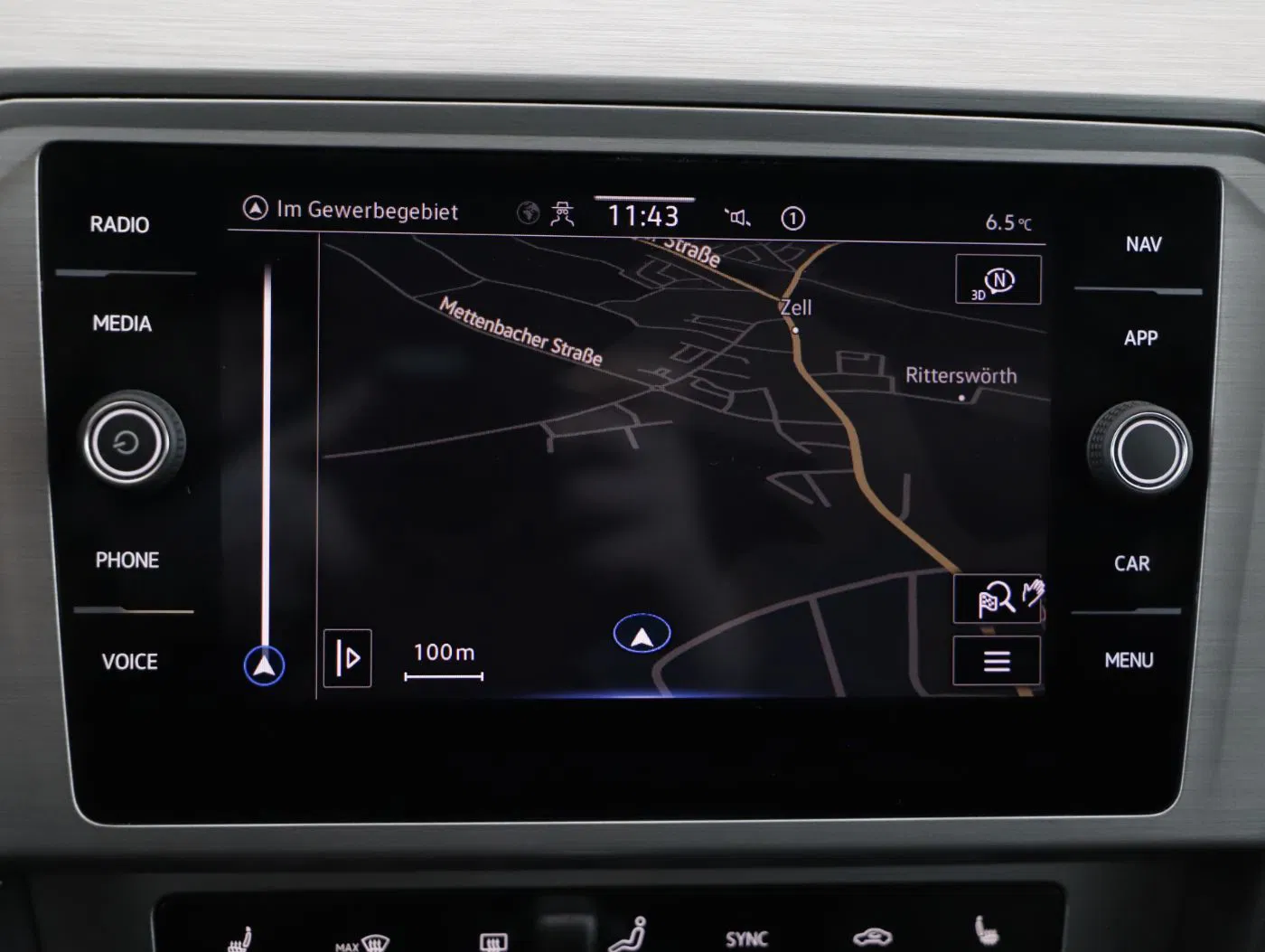 VW Passat Variant 2.0 TDI DSG | Bild 21 von 27