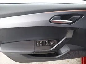 Seat Leon 2.0 TDI DSG FR | Thumbnail 7 von 23