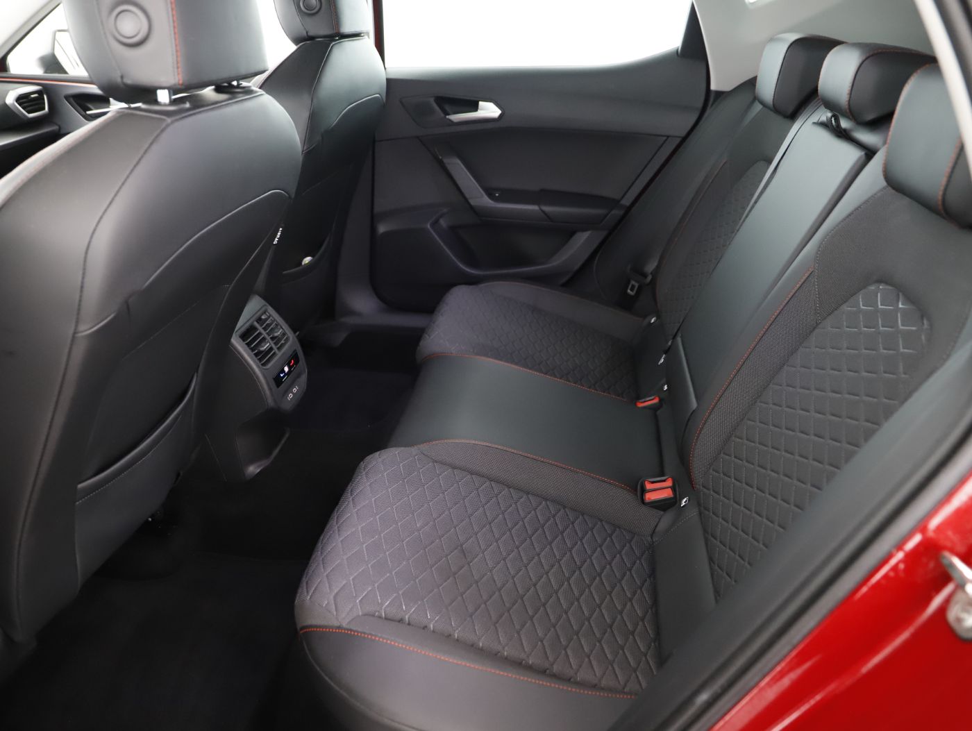 Seat Leon 2.0 TDI DSG FR | Bild 21 von 23