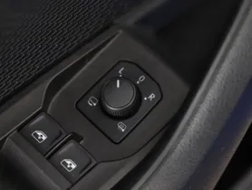 Skoda Octavia Combi 2.0 TDI Ambition | Thumbnail 8 von 23