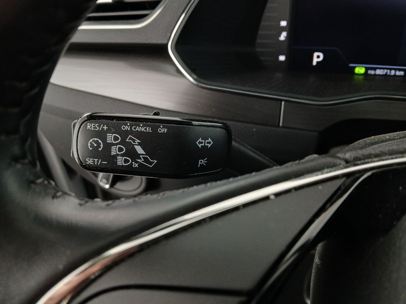 Skoda Superb Combi 2.0 TDI Style DSG | Bild 19 von 26