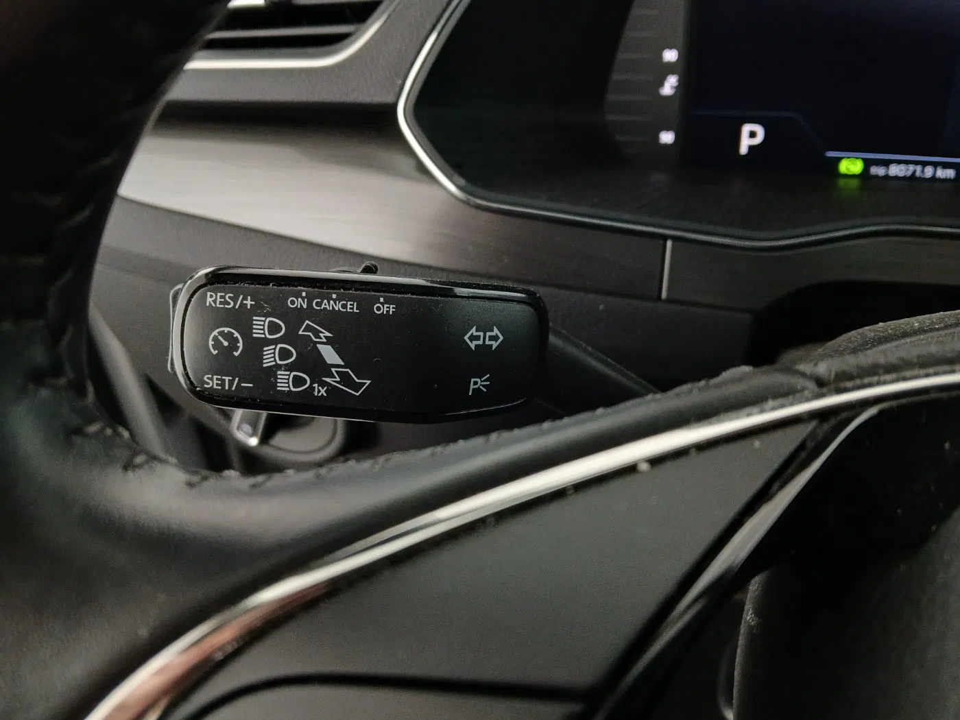 Skoda Superb Combi 2.0 TDI Style DSG | Bild 19 von 26