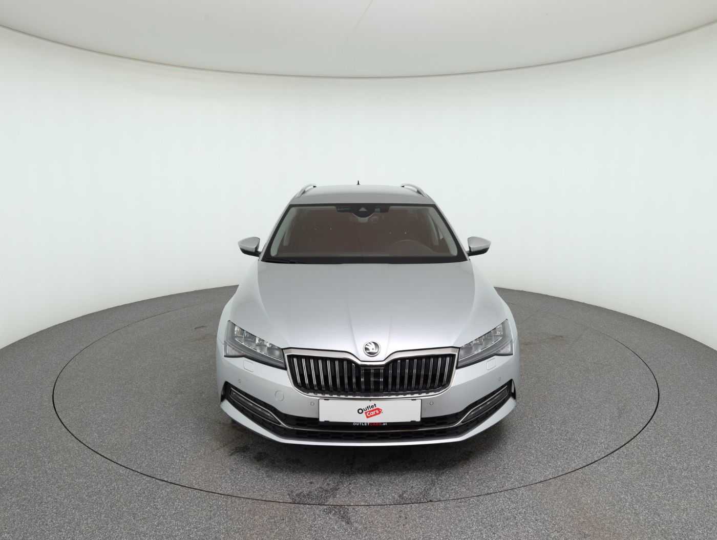 Skoda Superb Combi 2.0 TDI Style DSG | Bild 3 von 26