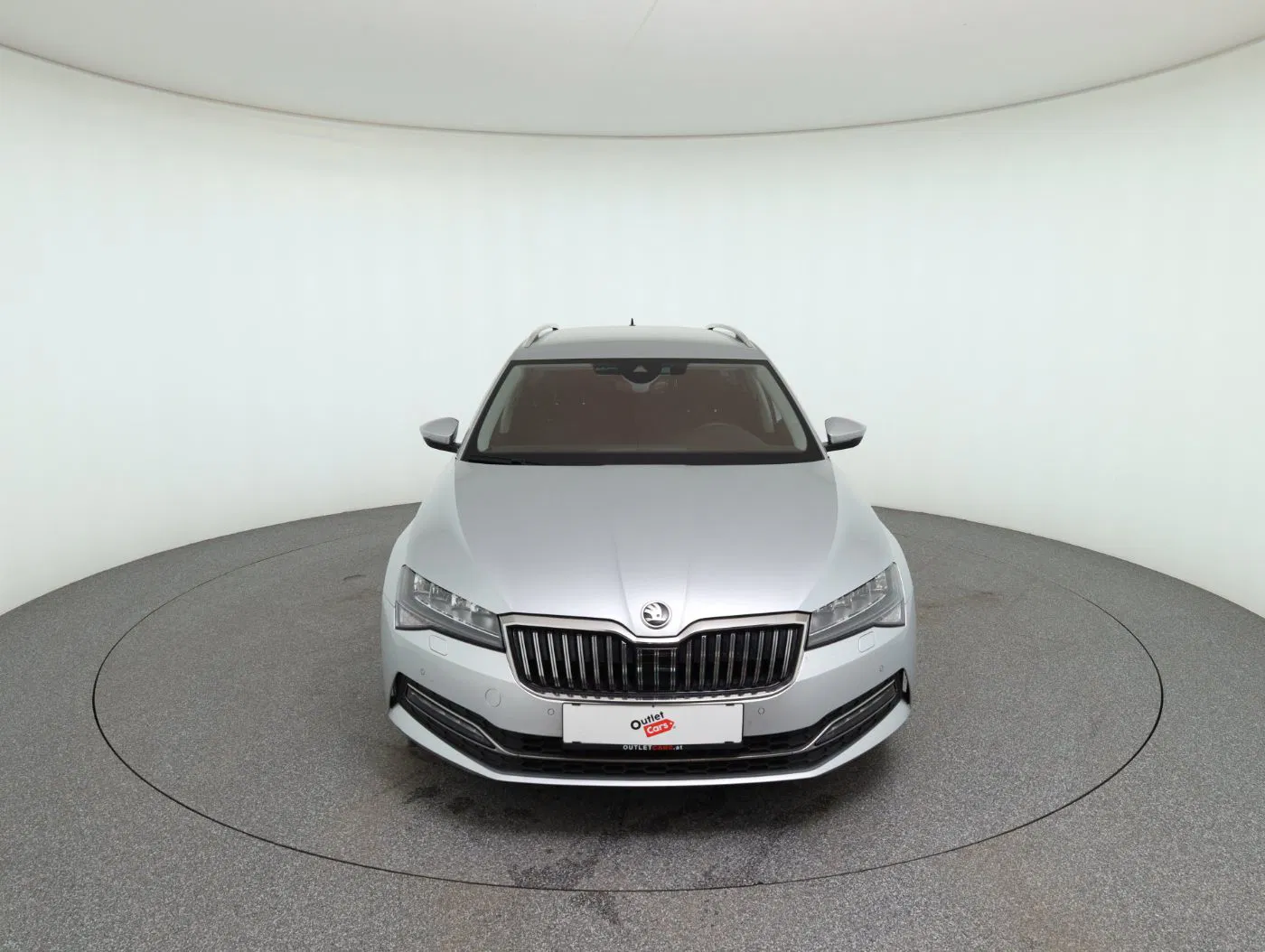 Skoda Superb Combi 2.0 TDI Style DSG | Bild 3 von 26