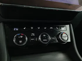 Skoda Superb Combi 2.0 TDI Style DSG | Thumbnail 23 von 26