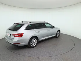 Skoda Superb Combi 2.0 TDI Style DSG | Thumbnail 6 von 26