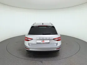 Skoda Superb Combi 2.0 TDI Style DSG | Thumbnail 7 von 26